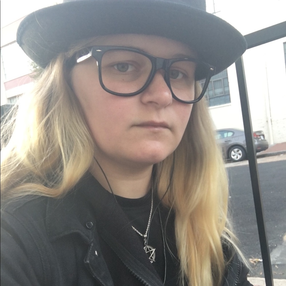 Meet your Posher, Allison